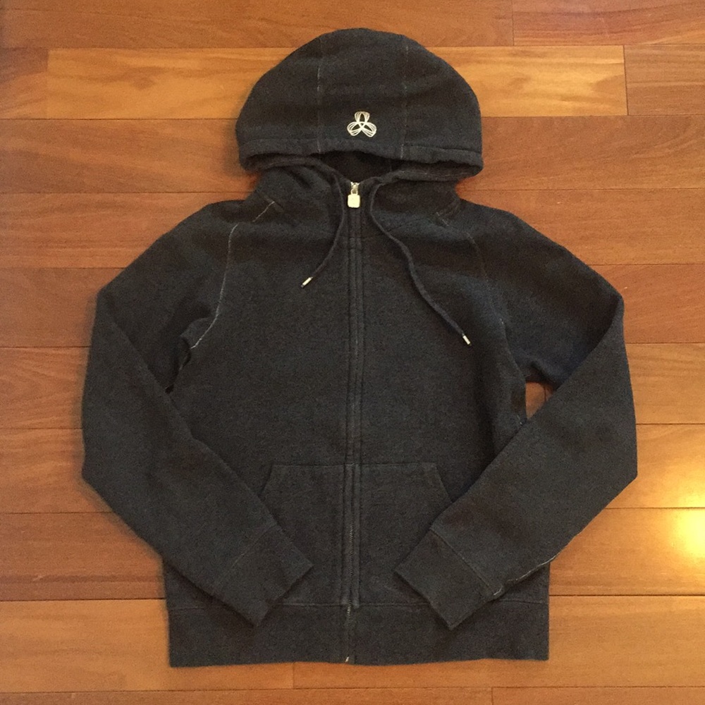 TNA hoodie sweater